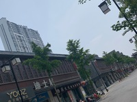 出售昌兴壹城48平米143万商铺商业街人气旺，回报率高。一铺养三代。
