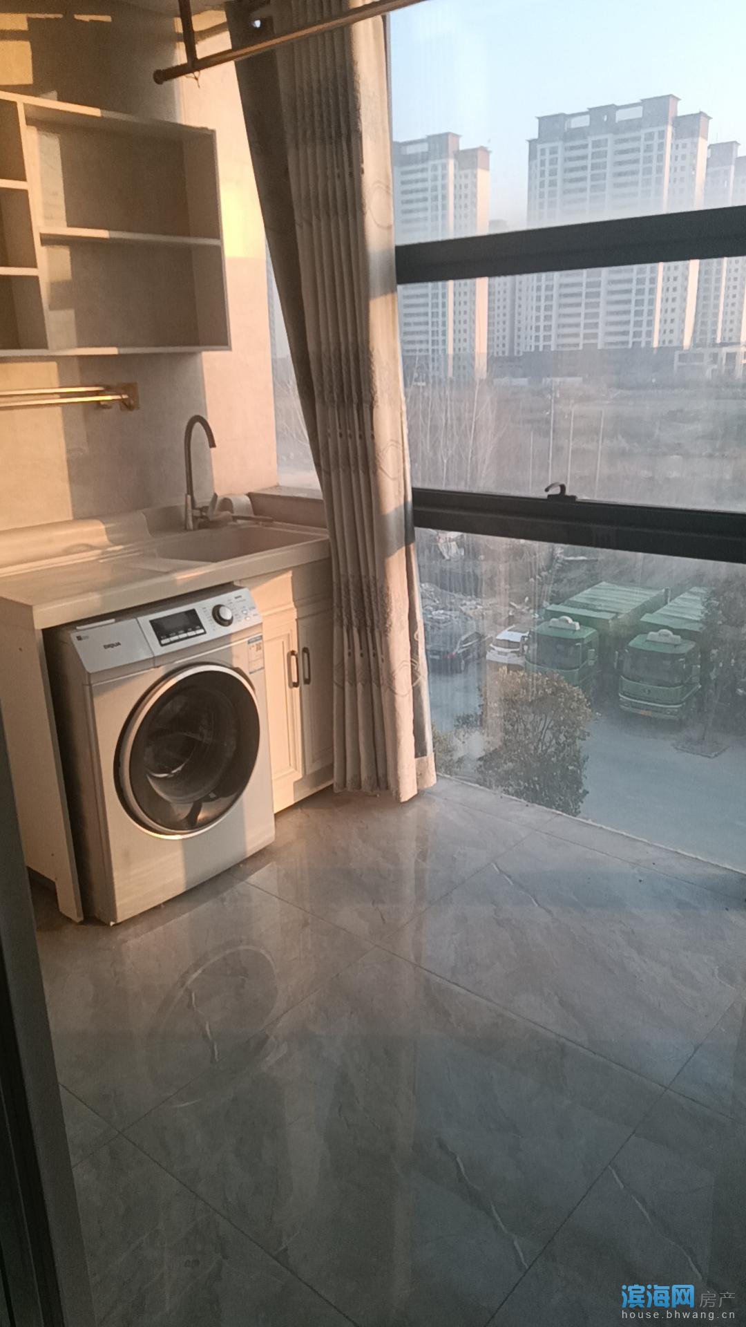 出租宝丰商博城1室1厅1卫60平米1000元/月住宅